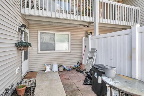 Tiny photo for 5E Fernwood Drive, Bolingbrook, IL 60440 (MLS # 12398743)