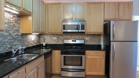 Tiny photo for 3000 W Lawrence Avenue #3H, Chicago, IL 60625 (MLS # 12392547)