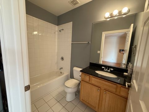 Tiny photo for 3000 W Lawrence Avenue #3H, Chicago, IL 60625 (MLS # 12392547)