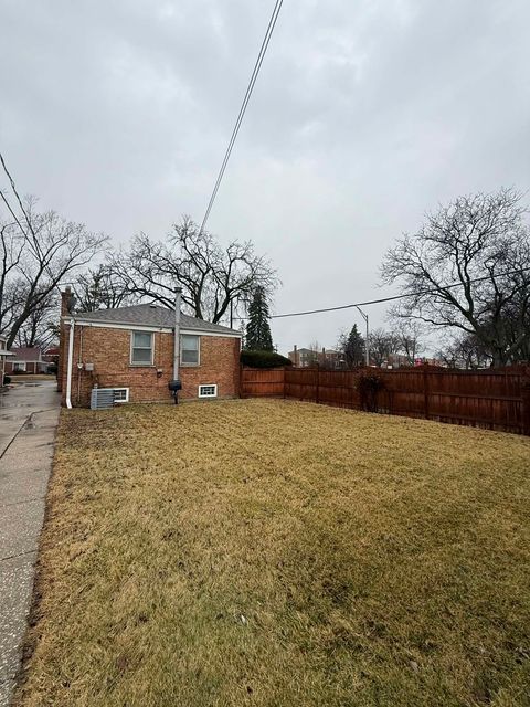 Tiny photo for 317 Frederick Avenue, Bellwood, IL 60104 (MLS # 12585550)