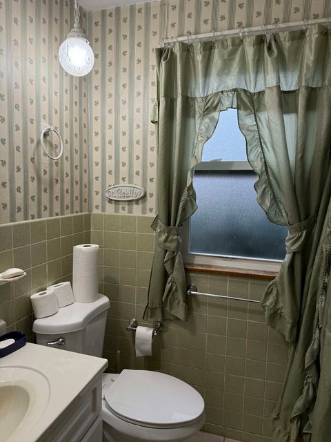 Tiny photo for 317 Frederick Avenue, Bellwood, IL 60104 (MLS # 12585550)