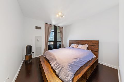Tiny photo for 1255 S STATE Street #1101, Chicago, IL 60605 (MLS # 12638620)