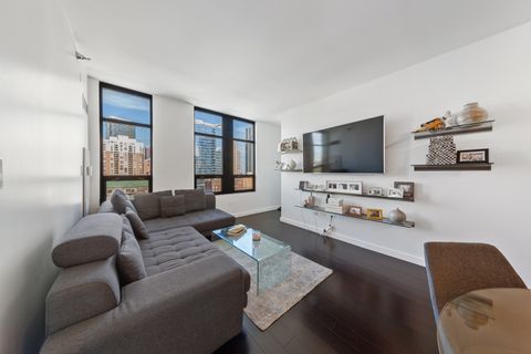 Tiny photo for 1255 S STATE Street #1101, Chicago, IL 60605 (MLS # 12638620)