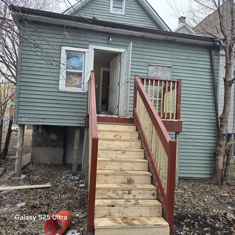 Tiny photo for 9021 S Exchange Avenue, Chicago, IL 60617 (MLS # 12593243)
