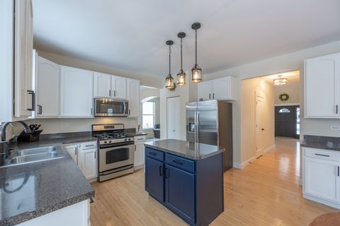 Tiny photo for 446 Chesterfield Lane, North Aurora, IL 60542 (MLS # 12550415)