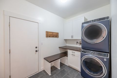 Tiny photo for 446 Chesterfield Lane, North Aurora, IL 60542 (MLS # 12550415)