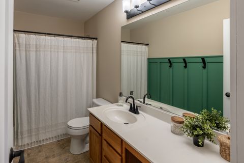 Tiny photo for 446 Chesterfield Lane, North Aurora, IL 60542 (MLS # 12550415)