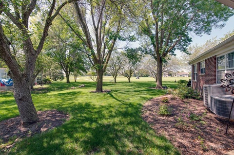 Tiny photo for 1137 St Andrews Court, Algonquin, IL 60102 (MLS # 12740347)