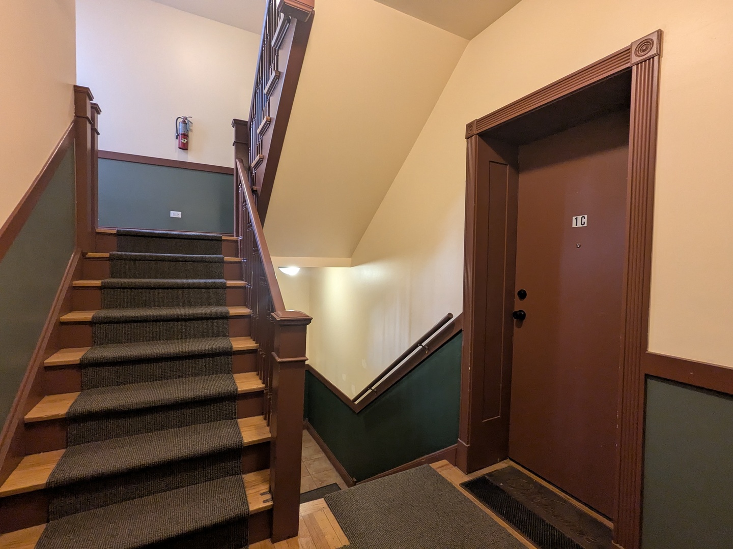 6814 N Ashland Boulevard 1C