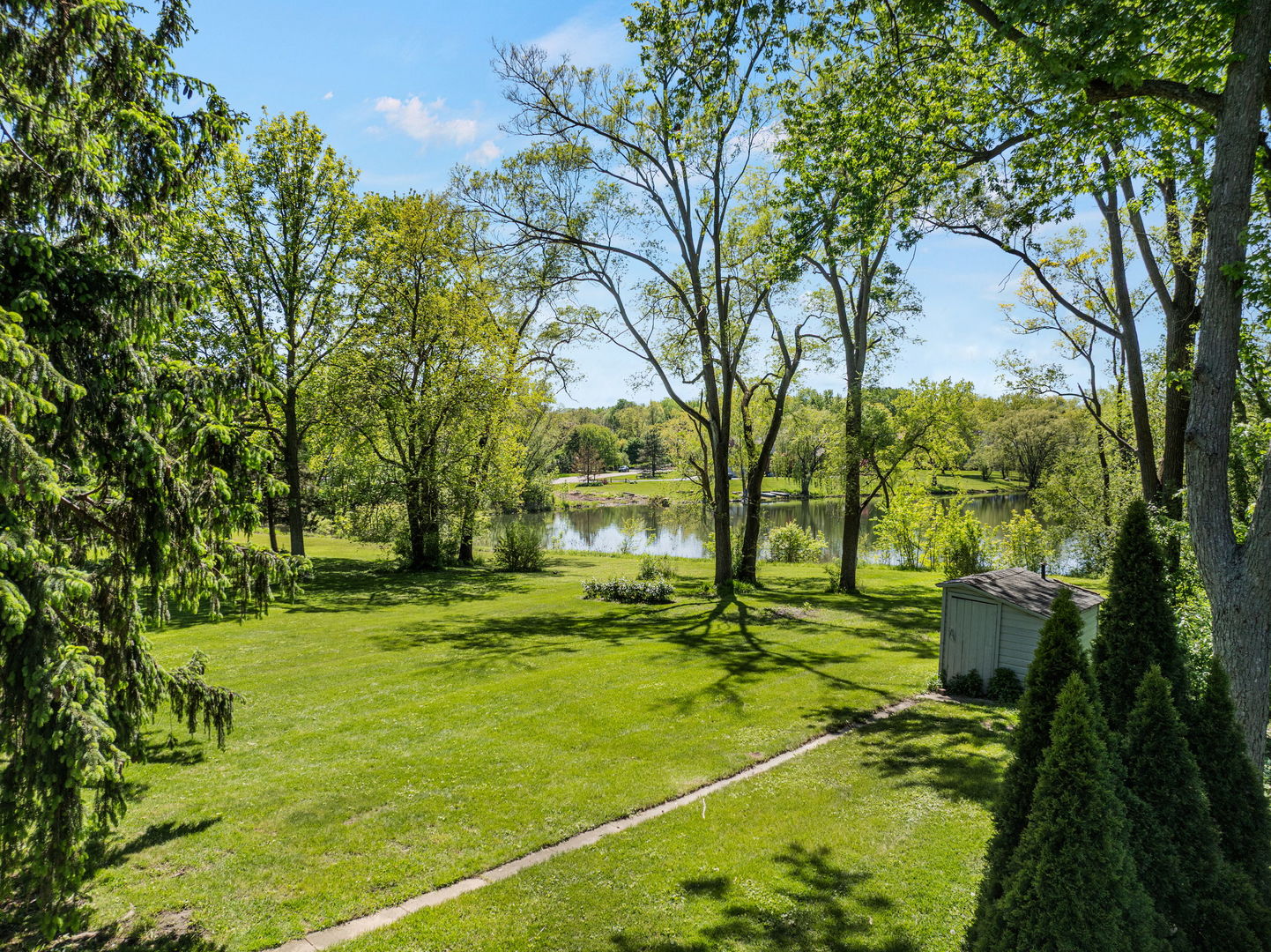 52 Deerpath Road