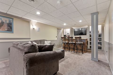 Tiny photo for 1127 Pine Valley Court, Elgin, IL 60124 (MLS # 12507902)