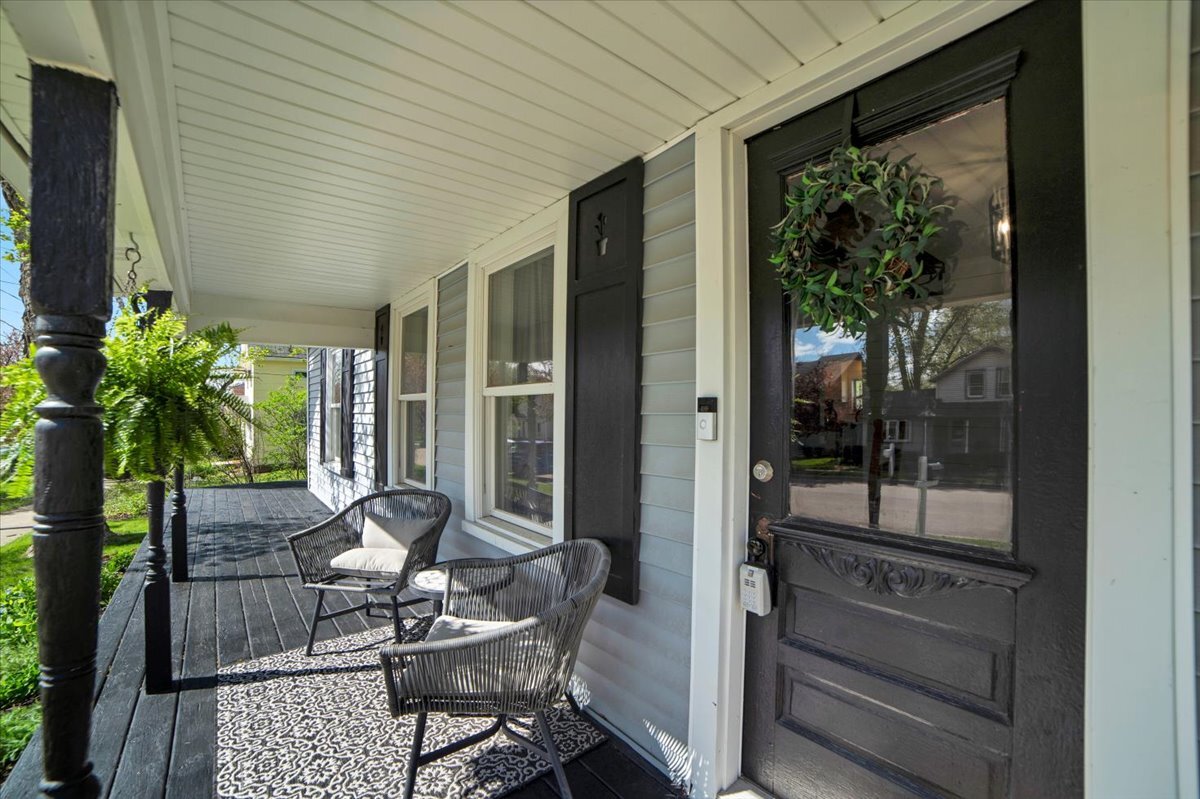 26 E Van Buren Street