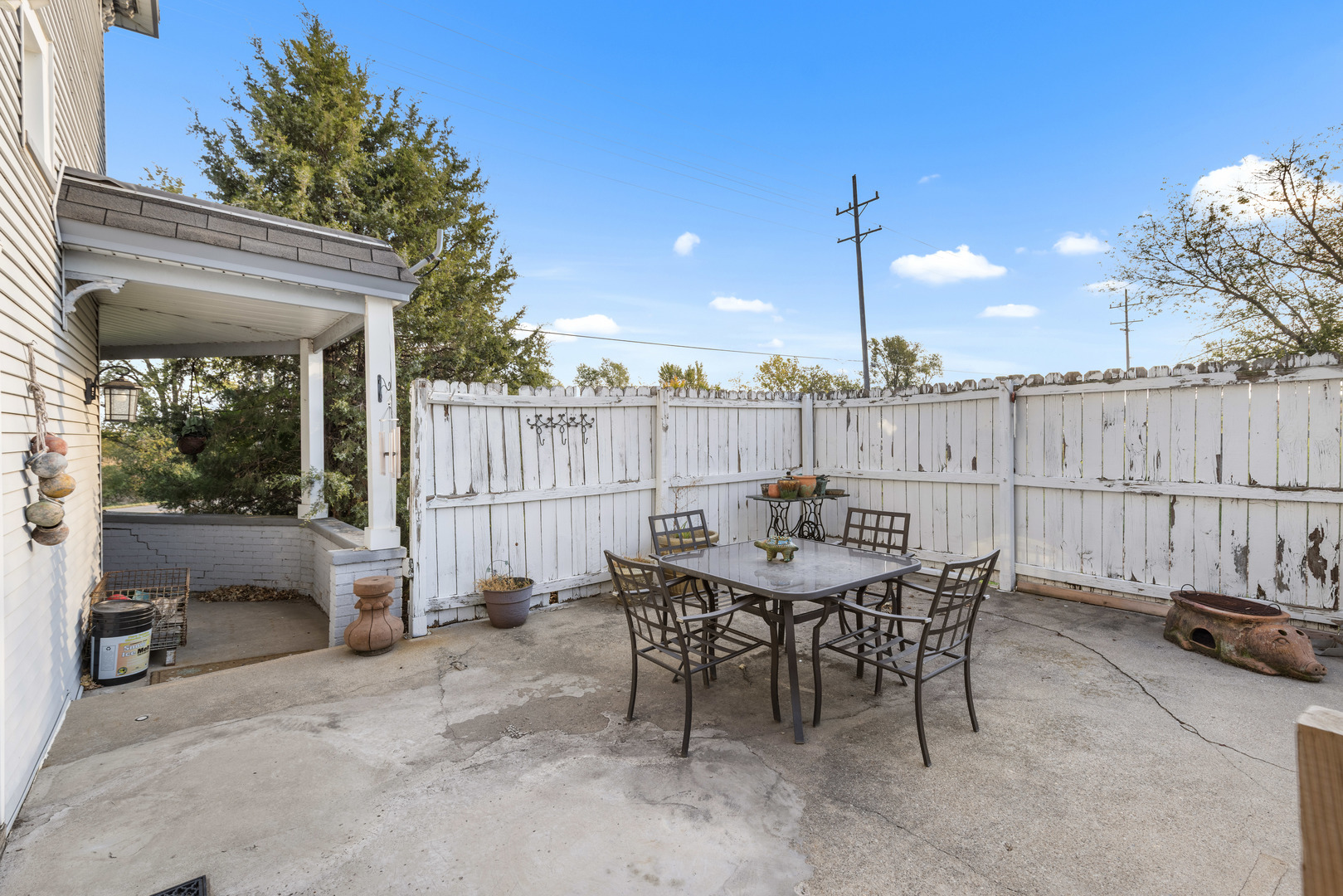 1599 W Il Route 64 Highway