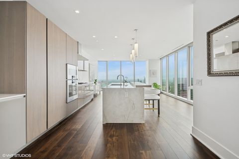 Tiny photo for 363 E Wacker Drive #6501, Chicago, IL 60601 (MLS # 12416922)