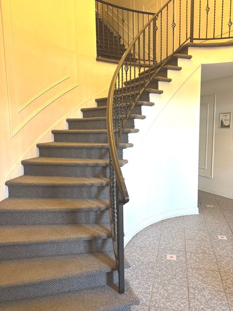 Tiny photo for 5101 Carriageway Drive #201, Rolling Meadows, IL 60008 (MLS # 12605984)