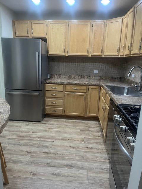 Tiny photo for 5101 Carriageway Drive #201, Rolling Meadows, IL 60008 (MLS # 12605984)