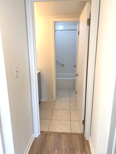 Tiny photo for 5101 Carriageway Drive #201, Rolling Meadows, IL 60008 (MLS # 12605984)