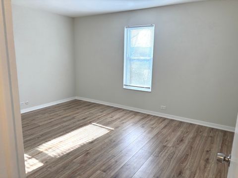 Tiny photo for 5101 Carriageway Drive #201, Rolling Meadows, IL 60008 (MLS # 12605984)