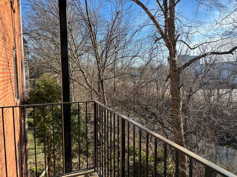 Tiny photo for 5101 Carriageway Drive #201, Rolling Meadows, IL 60008 (MLS # 12605984)