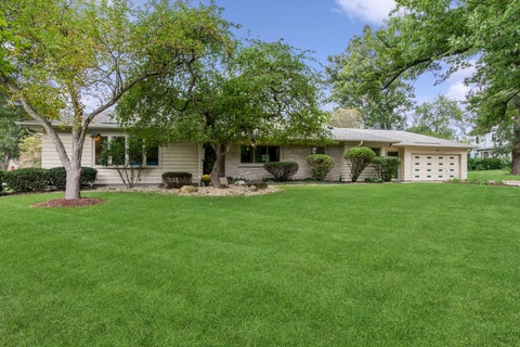Photo of 1191 S Batavia Avenue, Batavia, IL 60510 (MLS # 12748194)