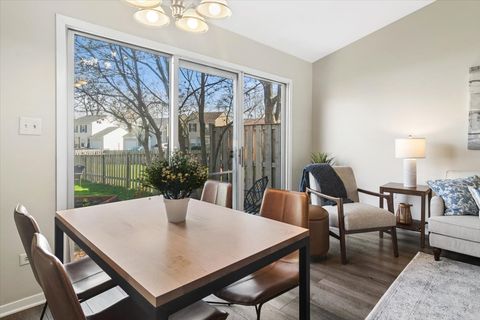 Tiny photo for 1445 Tanglewood Avenue, Palatine, IL 60067 (MLS # 12612511)