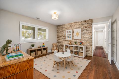 Tiny photo for 22W689 Elmwood Drive, Glen Ellyn, IL 60137 (MLS # 12673666)