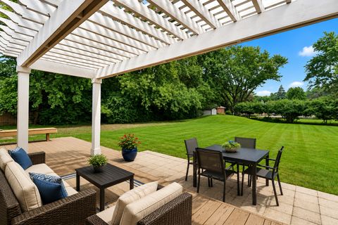 Tiny photo for 22W689 Elmwood Drive, Glen Ellyn, IL 60137 (MLS # 12673666)