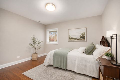 Tiny photo for 22W689 Elmwood Drive, Glen Ellyn, IL 60137 (MLS # 12673666)