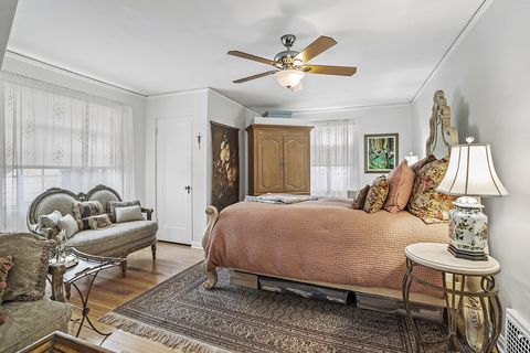 Tiny photo for 902 Sherwood Place, Joliet, IL 60435 (MLS # 12561659)