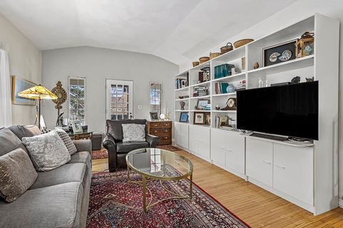 Tiny photo for 902 Sherwood Place, Joliet, IL 60435 (MLS # 12561659)