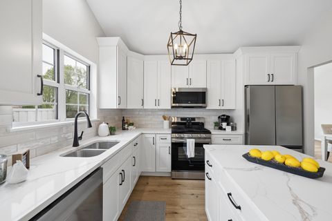 Tiny photo for 21069 W Hazelnut Lane, Plainfield, IL 60544 (MLS # 12621986)