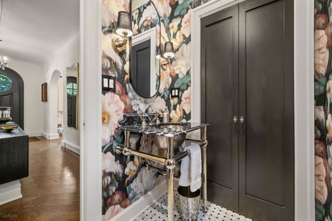 Tiny photo for 3045 W ARDMORE Avenue, Chicago, IL 60659 (MLS # 12742597)