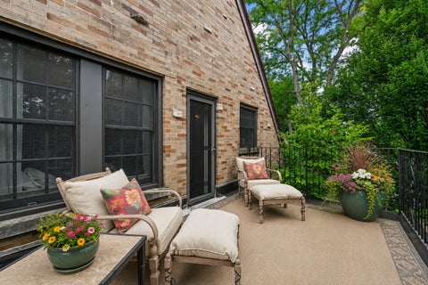 Tiny photo for 3045 W ARDMORE Avenue, Chicago, IL 60659 (MLS # 12742597)
