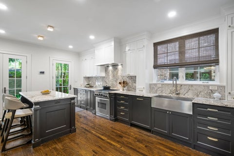 Tiny photo for 3045 W ARDMORE Avenue, Chicago, IL 60659 (MLS # 12742597)