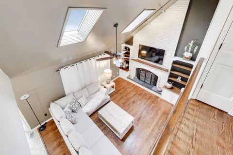 Tiny photo for 27W439 Chartwell Drive, Winfield, IL 60190 (MLS # 12564711)