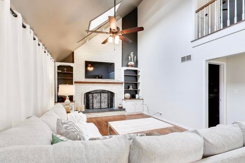 Tiny photo for 27W439 Chartwell Drive, Winfield, IL 60190 (MLS # 12564711)