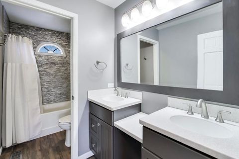 Tiny photo for 27W439 Chartwell Drive, Winfield, IL 60190 (MLS # 12564711)