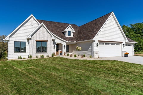 Tiny photo for 7180 Alvie Lane, Bettendorf, IA 52722 (MLS # 12790997)
