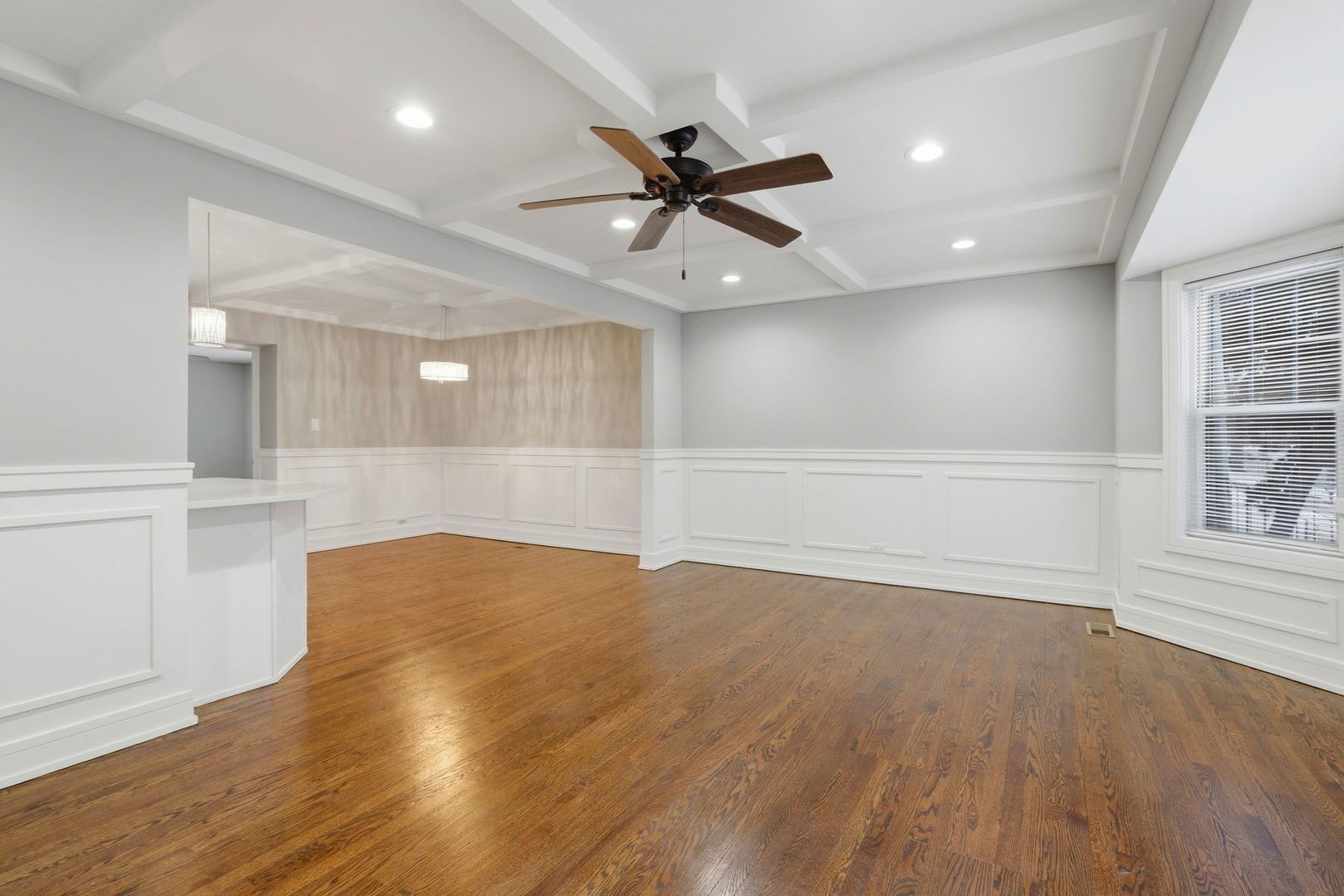 10111 S Eberhart Avenue