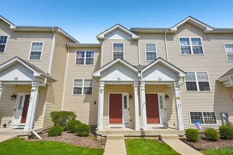 Tiny photo for 626 N Triumph Court, Hainesville, IL 60073 (MLS # 12620039)
