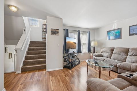 Tiny photo for 626 N Triumph Court, Hainesville, IL 60073 (MLS # 12620039)