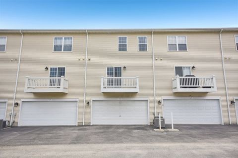 Tiny photo for 626 N Triumph Court, Hainesville, IL 60073 (MLS # 12620039)
