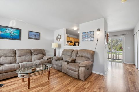 Tiny photo for 626 N Triumph Court, Hainesville, IL 60073 (MLS # 12620039)