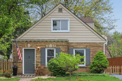 Photo of 640 8th Avenue, La Grange, IL 60525 (MLS # 12619790)