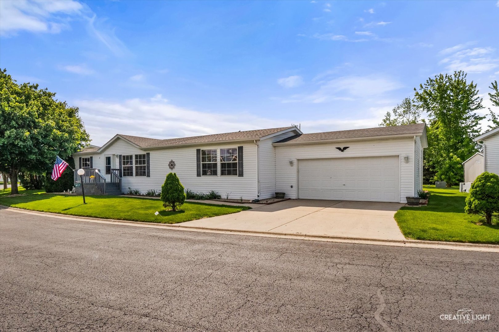 611 Bluebird Circle