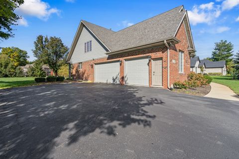 Tiny photo for 12918 W Hunt Club Court, Mokena, IL 60448 (MLS # 12500235)