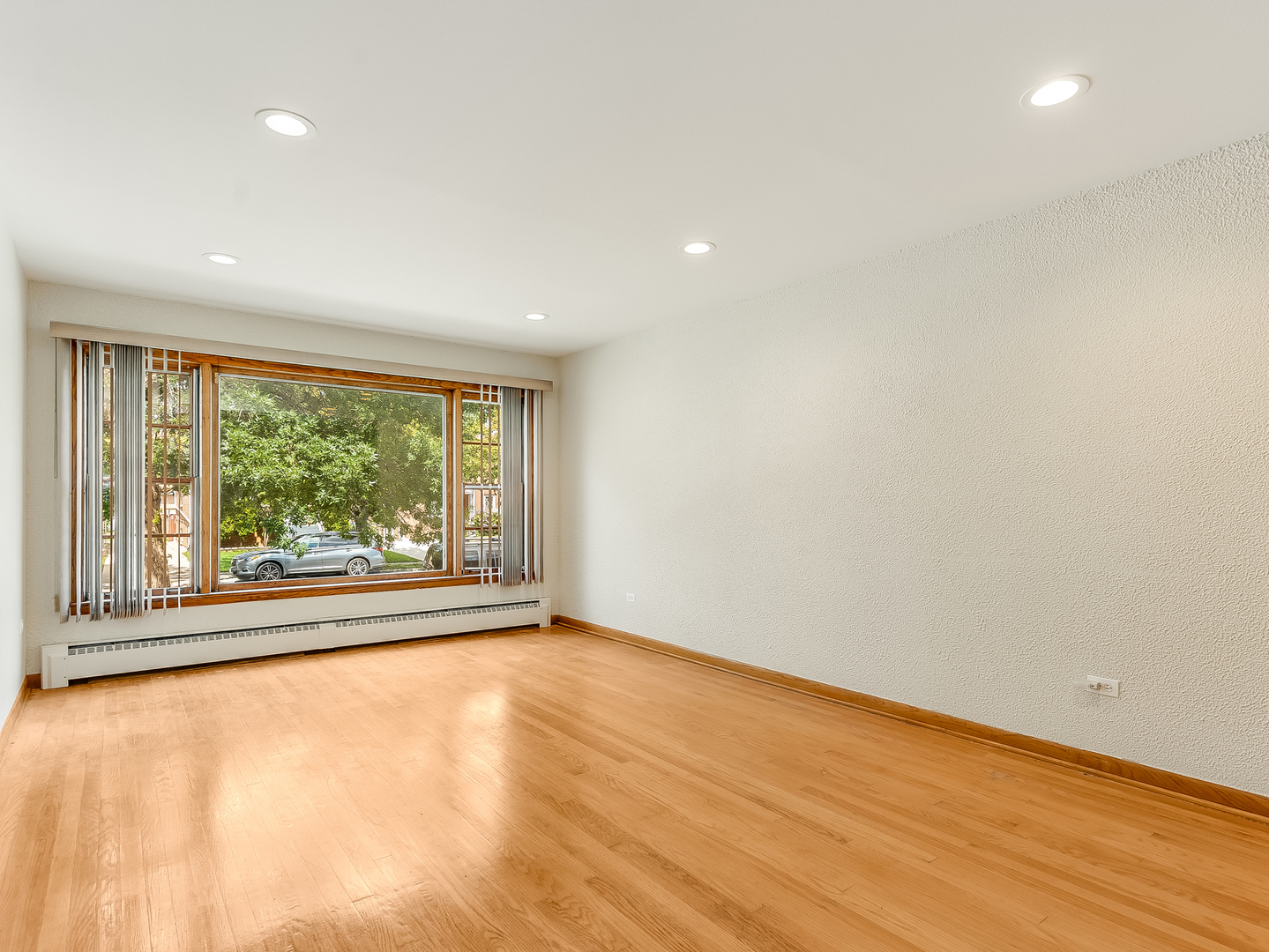 5841 W 55th Street