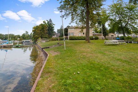 Tiny photo for 42425 N Park Lane E, Antioch, IL 60002 (MLS # 12469254)