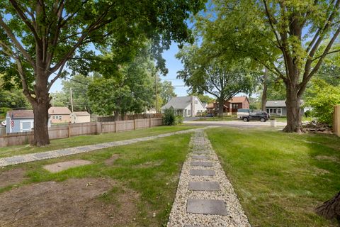 Tiny photo for 42425 N Park Lane E, Antioch, IL 60002 (MLS # 12469254)