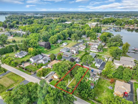 Tiny photo for 42425 N Park Lane E, Antioch, IL 60002 (MLS # 12469254)